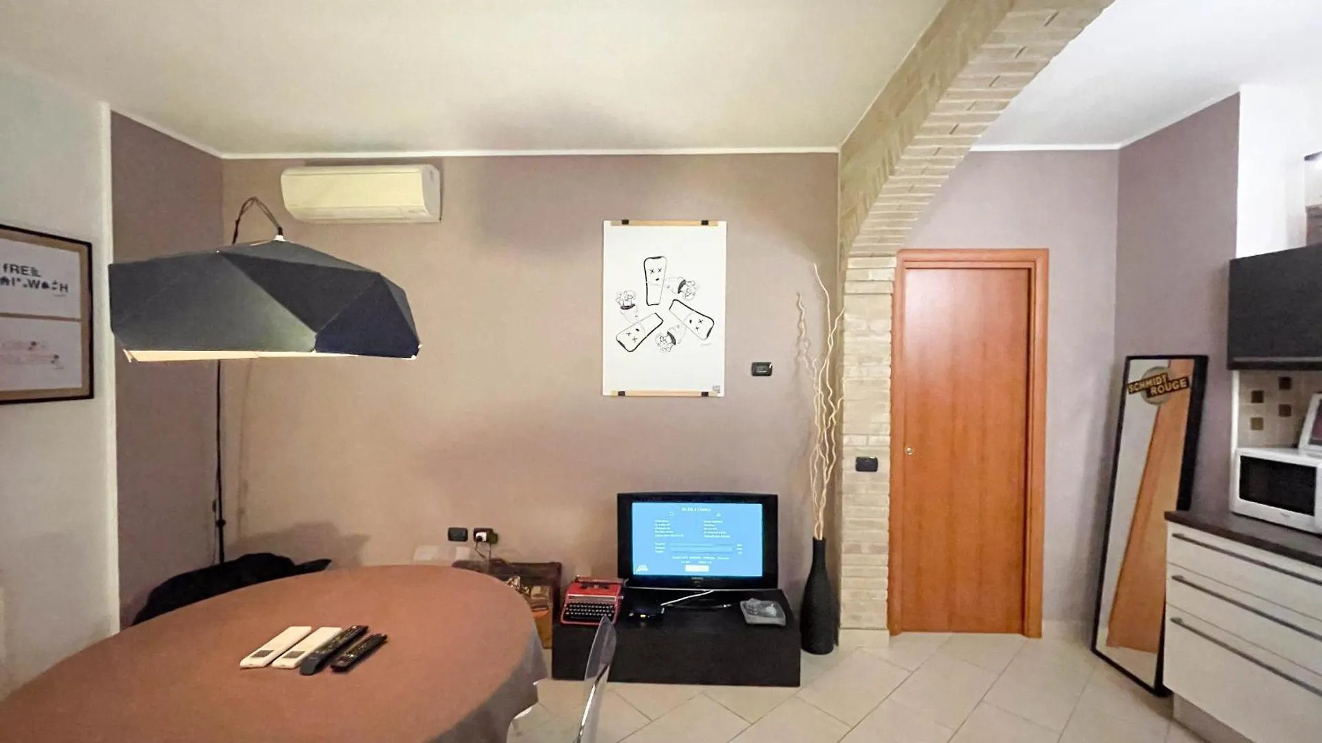 Incortedafabio Design Flat With Bikes Caronno Pertusella 0*,  Itálie